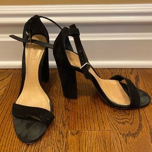 SCHUTZ black heel